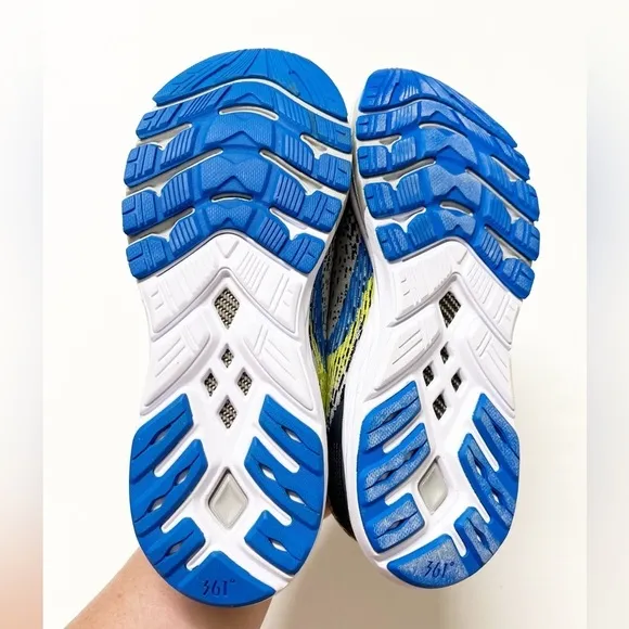 361 Degrees Mens Microchip Gray Spire 4 Carbon Plated Running Shoe Size 8