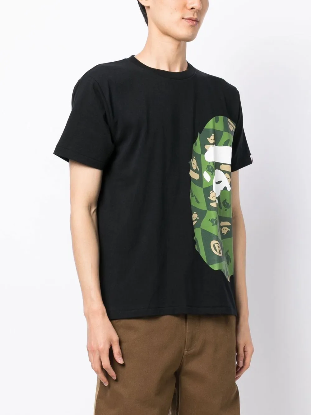 A BATHING APE® graphic-print short-sleeve T-shirt