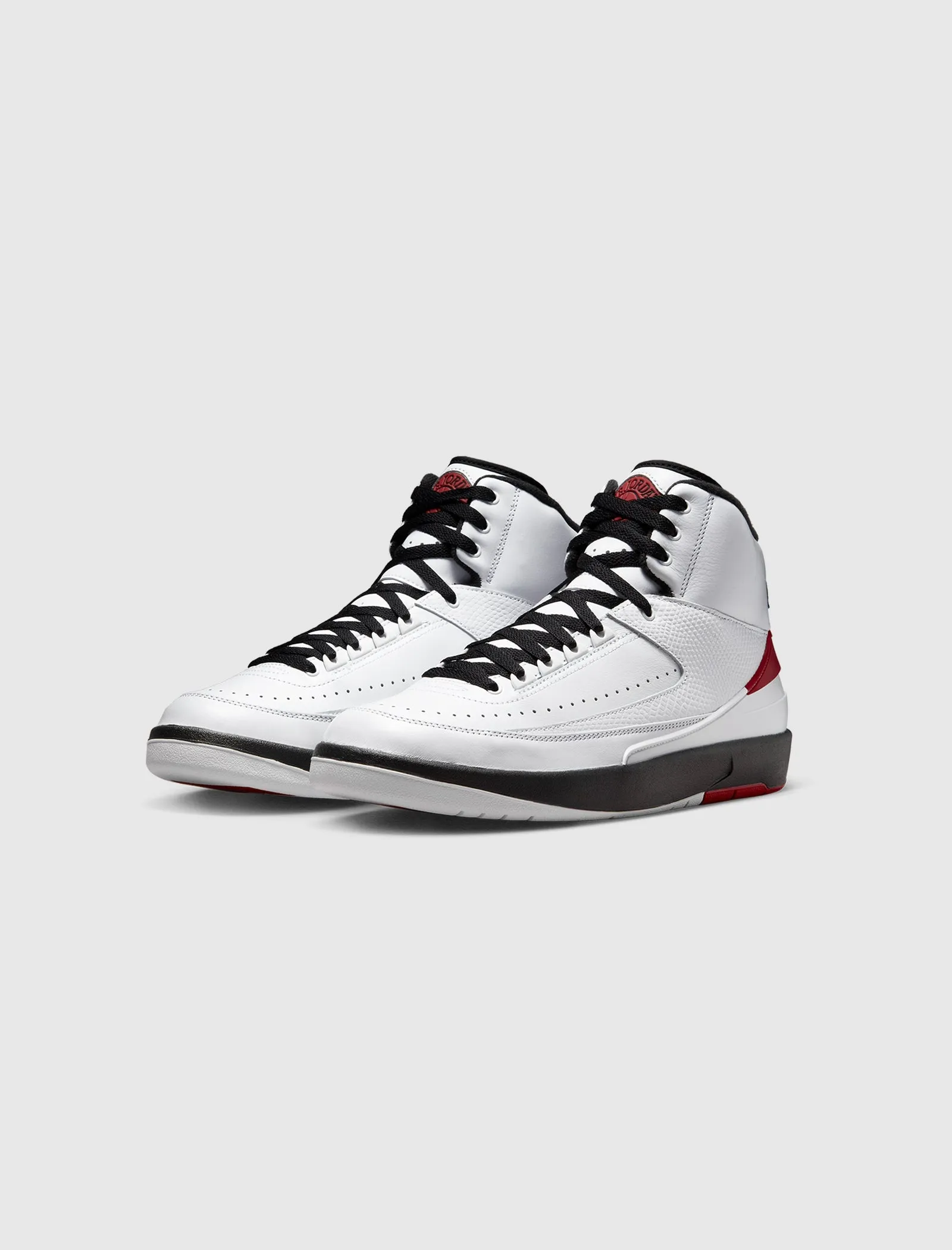 AIR JORDAN 2 RETRO "CHICAGO"