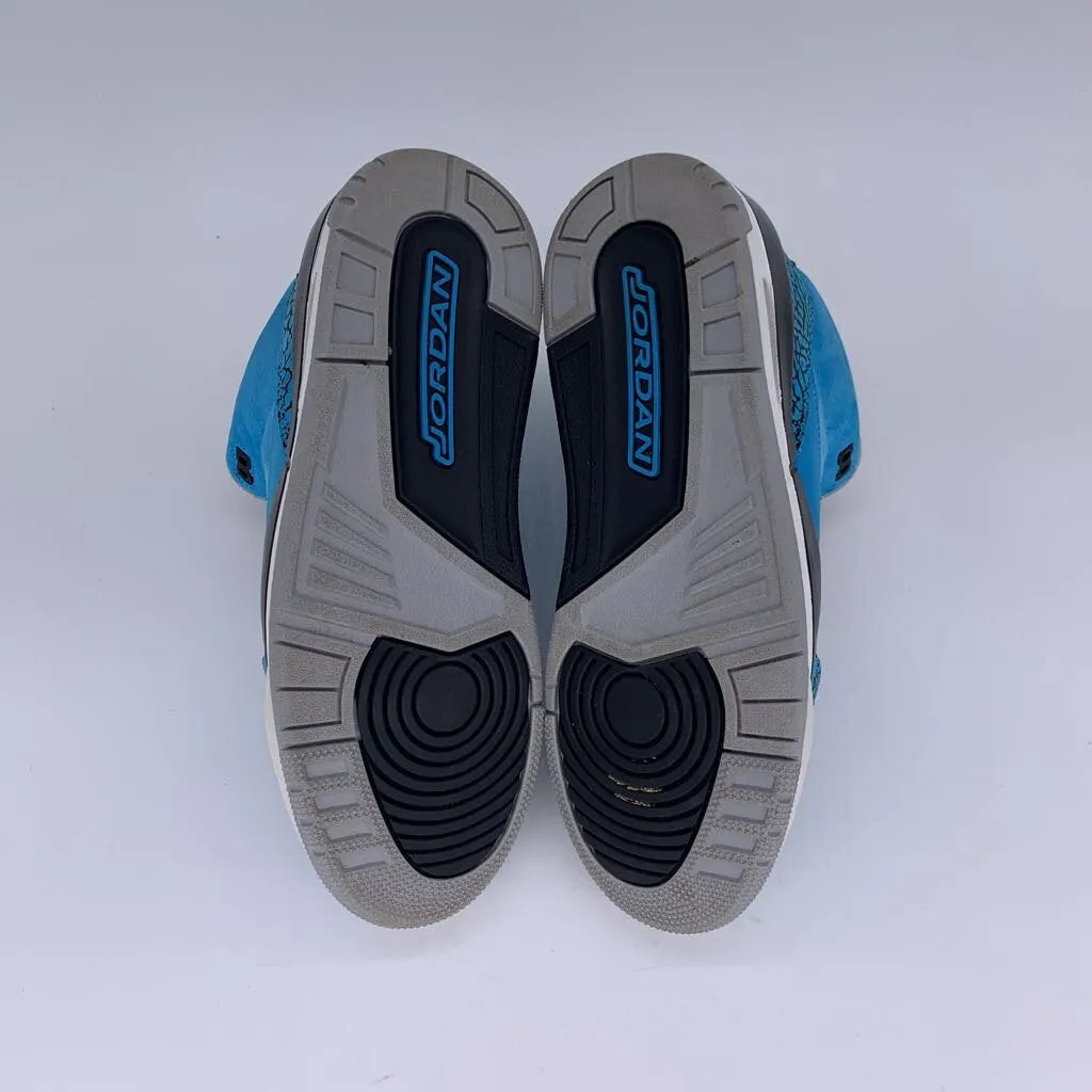 Air Jordan 3 Retro Sneakers