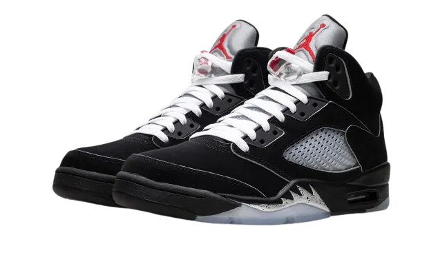 Air Jordan 5 Retro OG Black Metallic Reimagined