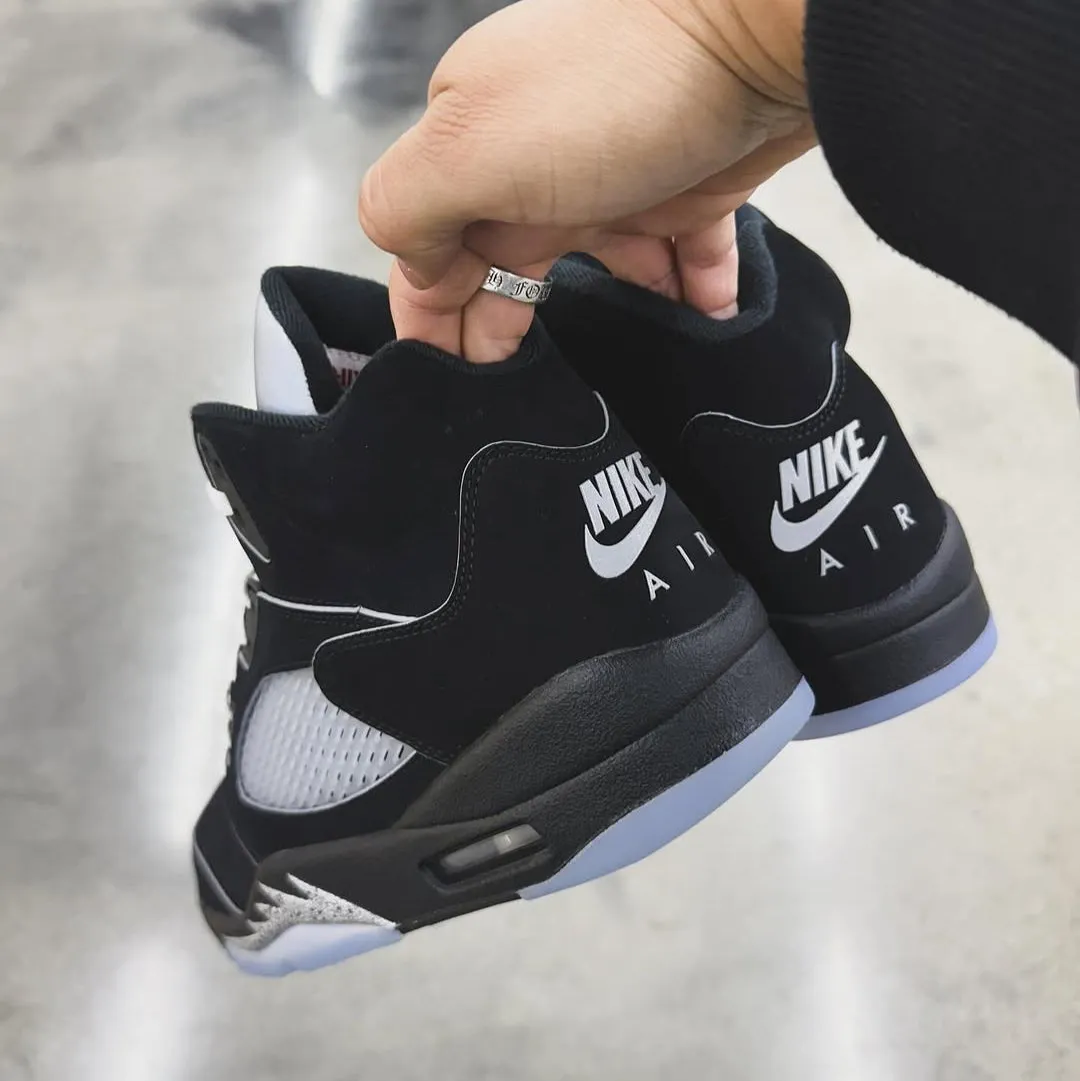 Air Jordan 5 Retro OG Black Metallic Reimagined