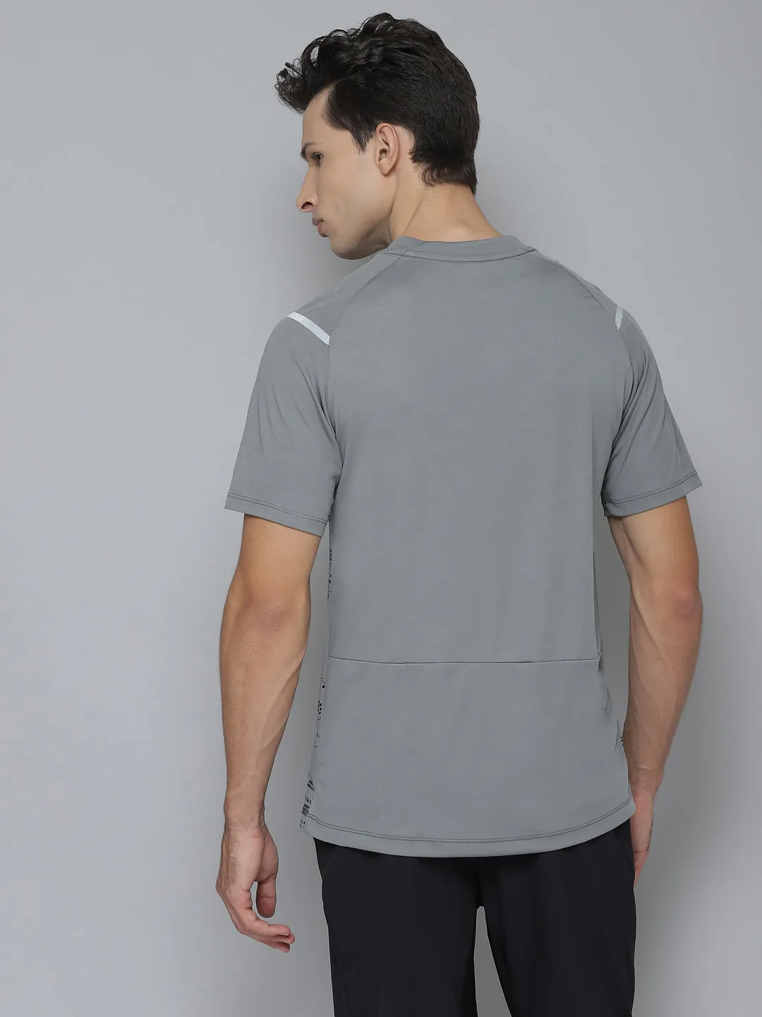 Alcis Men Self Design Grey Tshirts