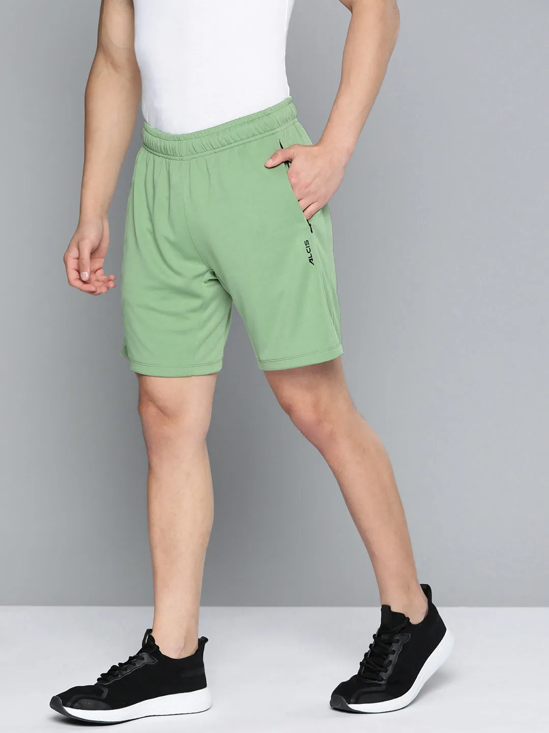 Alcis Men Solid Regular Fit Sports Shorts