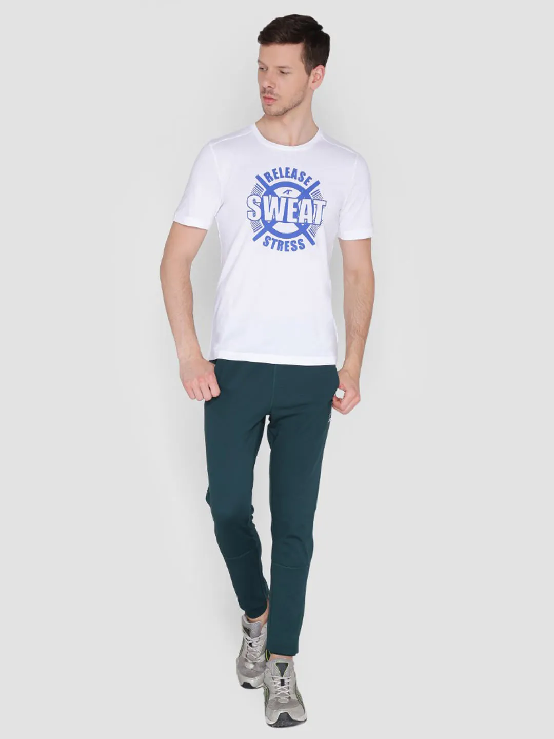 Alcis Men White Printed Round Neck T-shirt