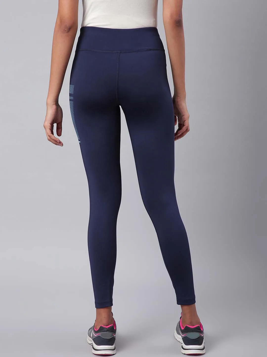 Alcis Women Navy Blue Drytech  Solid Cropped Training Tights