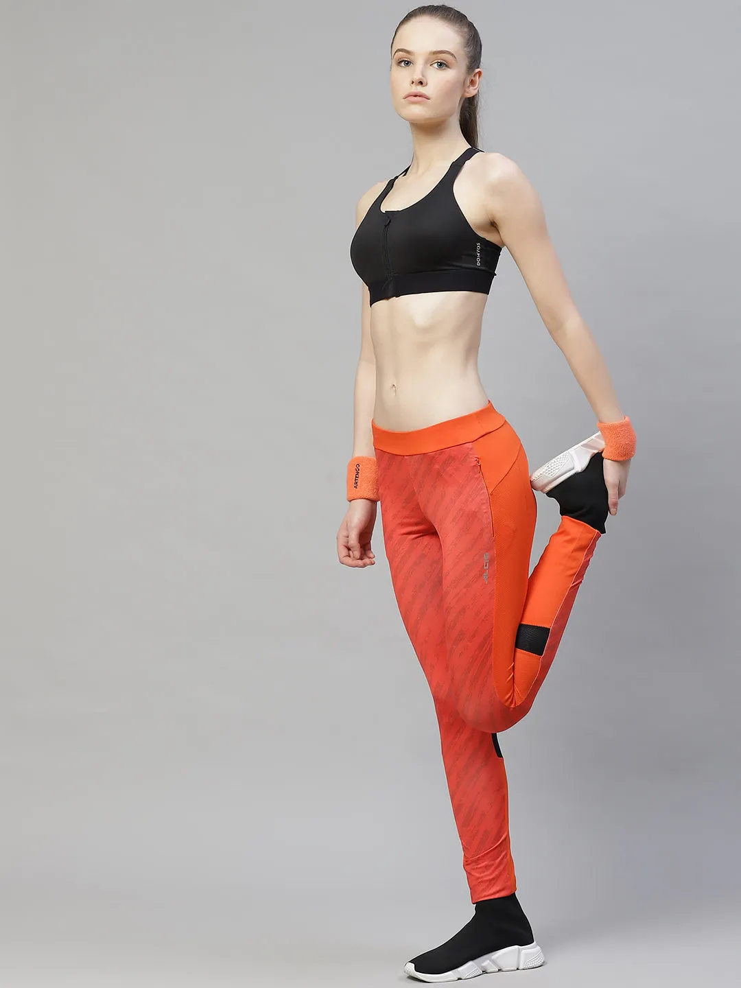 Alcis Women Orange Grey Abstract Print Tights