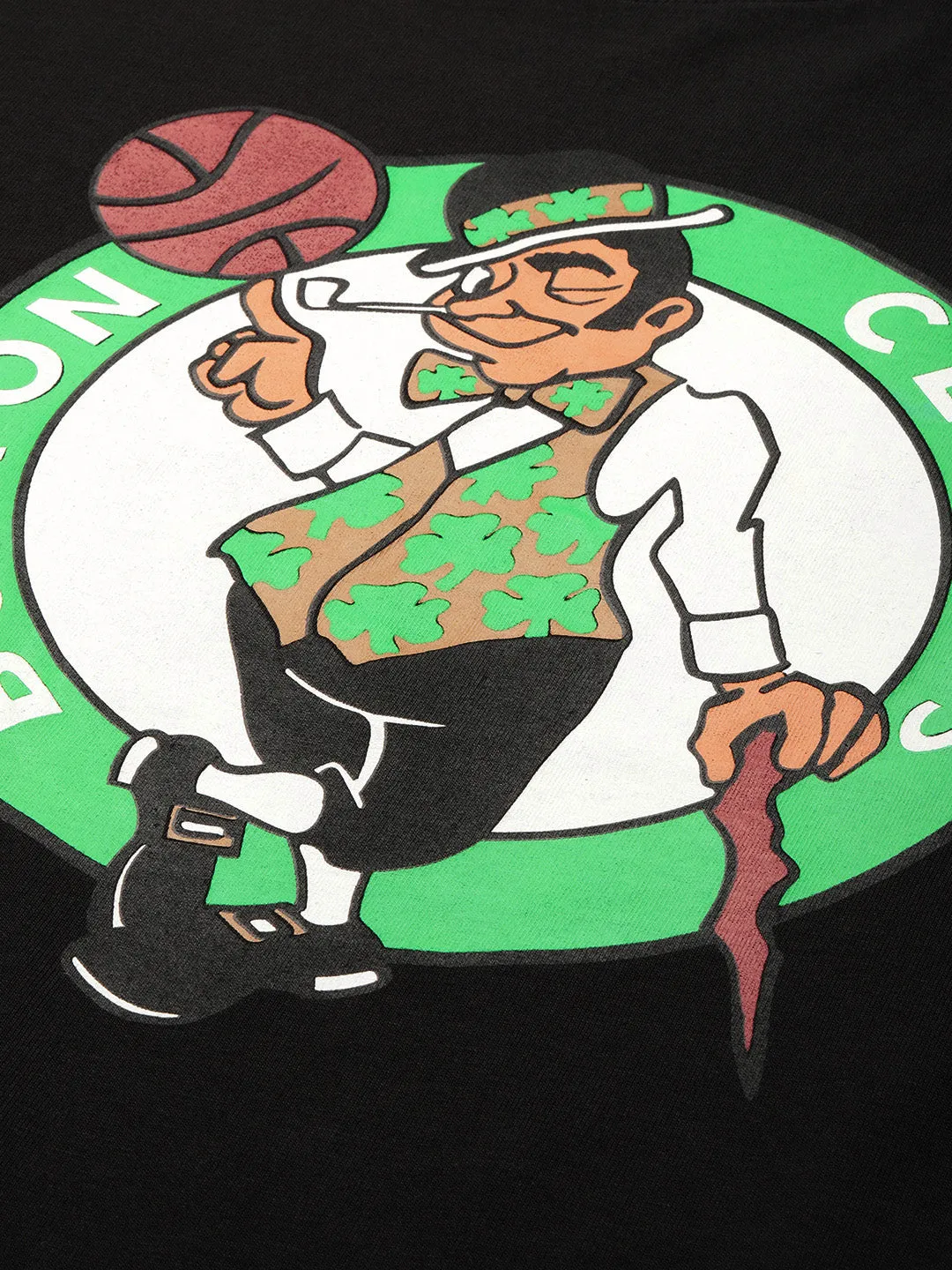 Boston Celtics: Classic Crest T-Shirt