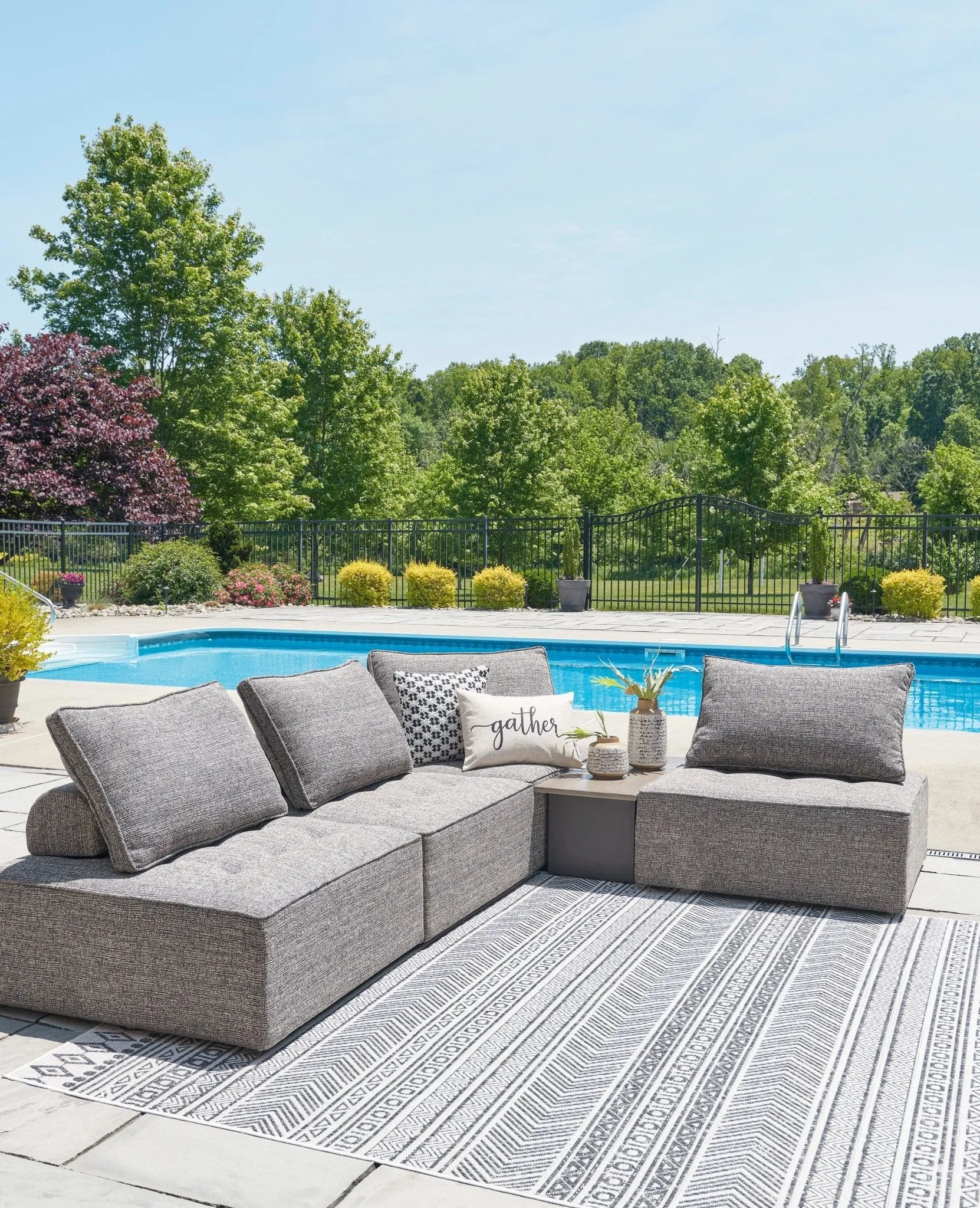 Bree Zee 3-Piece Outdoor Modular Seating