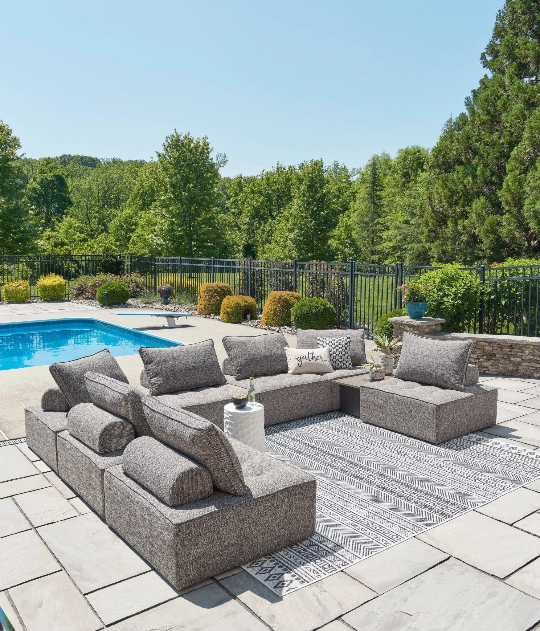 Bree Zee 3-Piece Outdoor Modular Seating