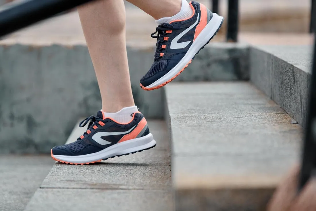 CHAUSSURES DE RUNNING FEMME KALENJI RUN ACTIVE GRIP GRIS CORAIL