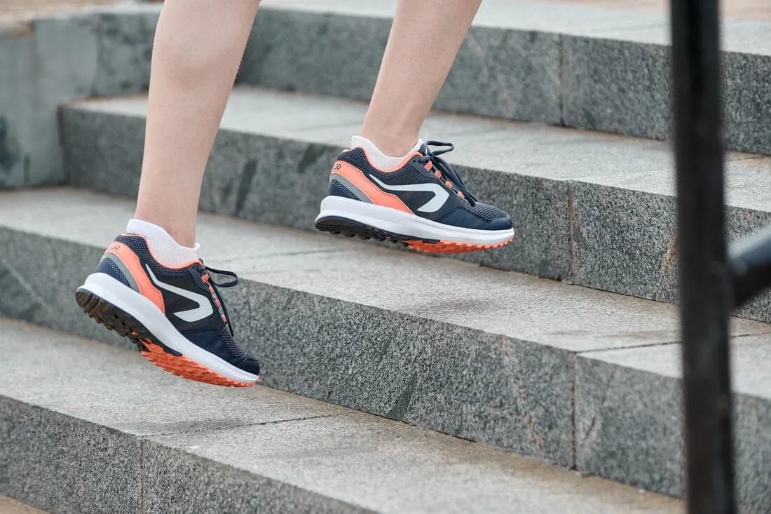 CHAUSSURES DE RUNNING FEMME KALENJI RUN ACTIVE GRIP GRIS CORAIL