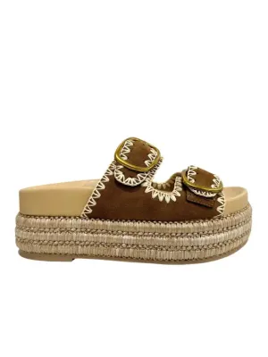 Clara Wedge Shoe In Brown