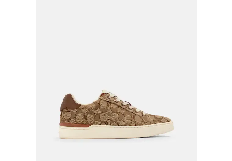 Clip Low Top Sneaker
