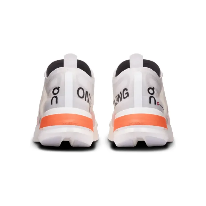 Cloudboom 'Strike White Black' On Running