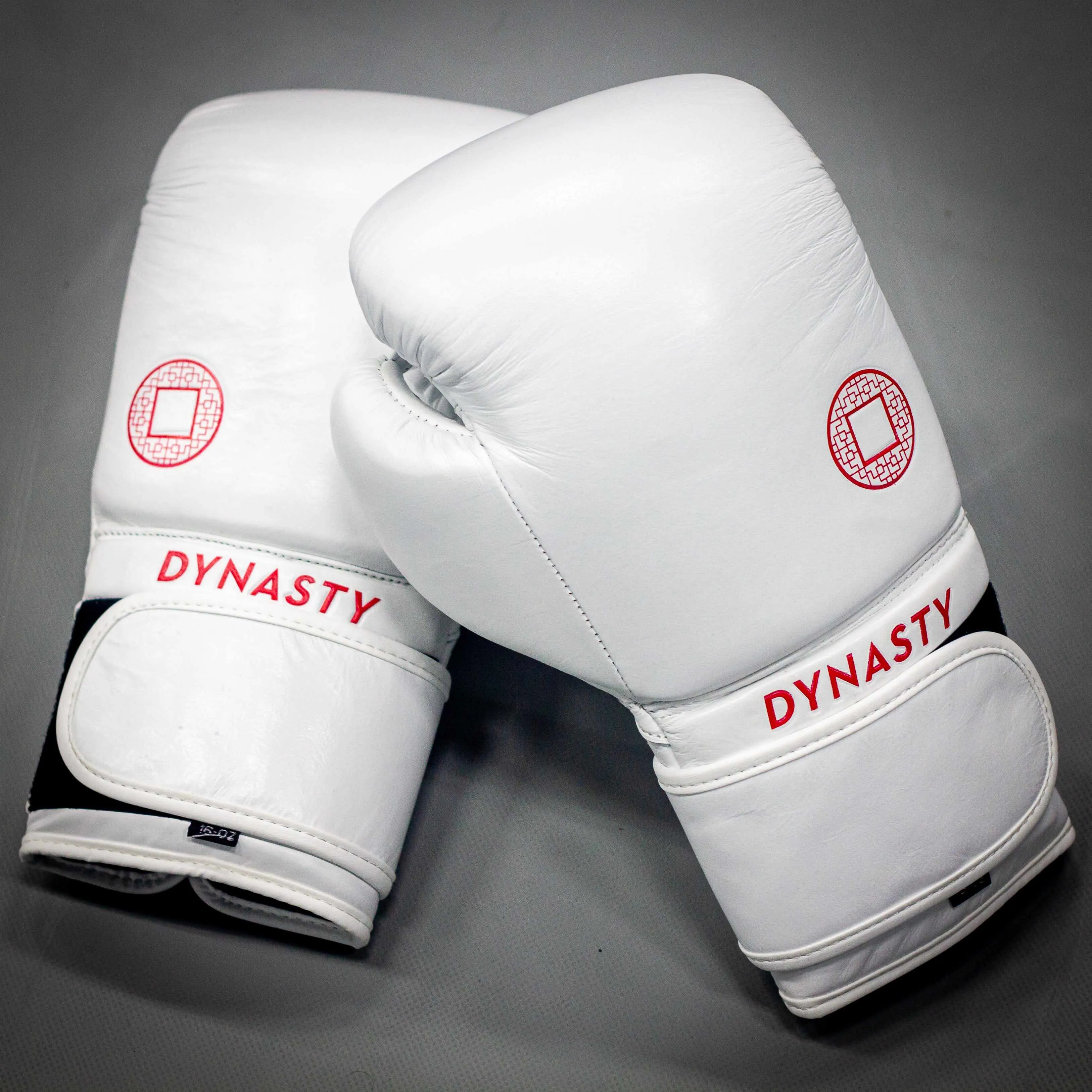 Dynasty Emperor 3 Boxing Gloves (White / Red)