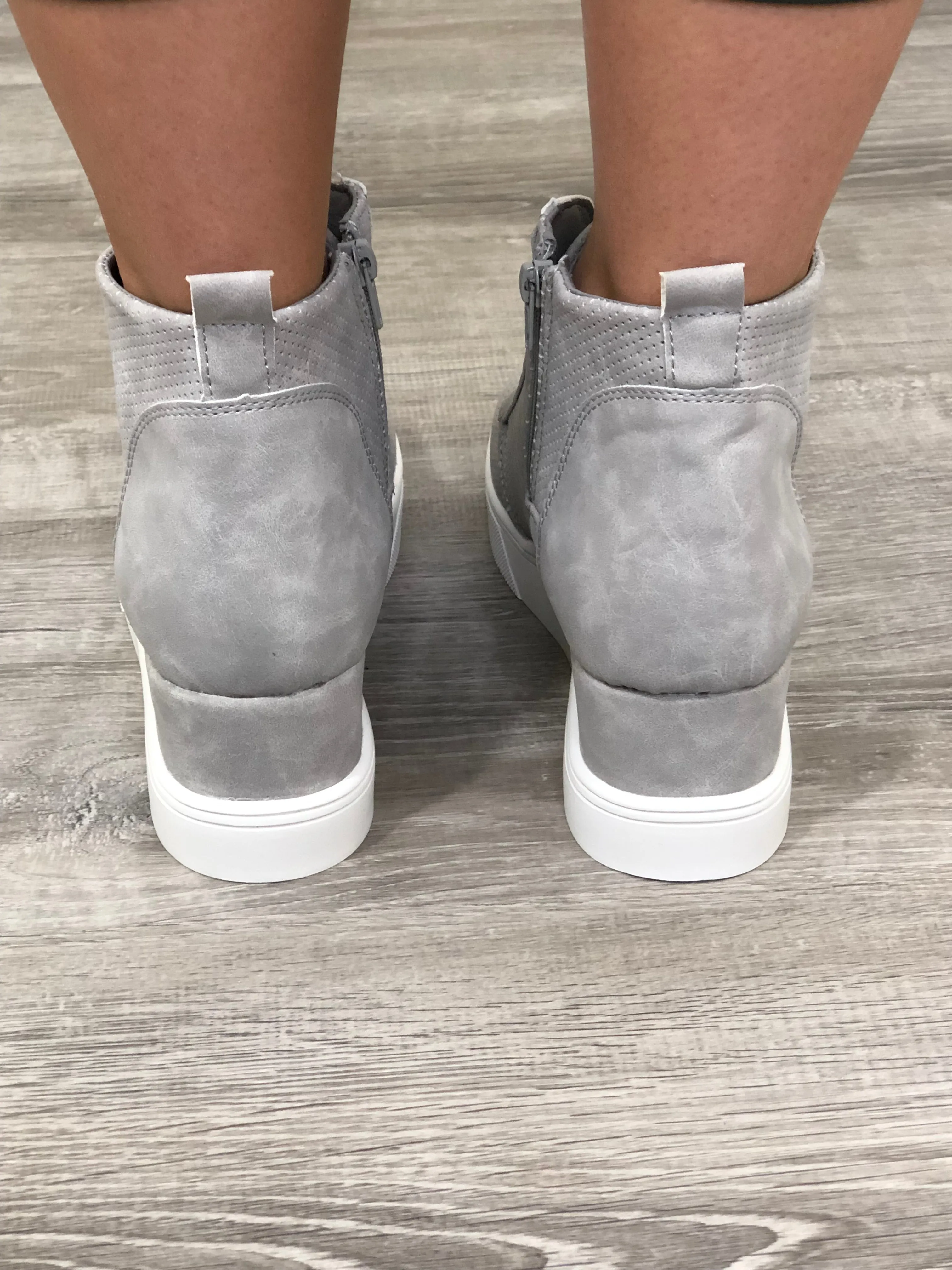 Grey Perforated Wedge Sneaks
