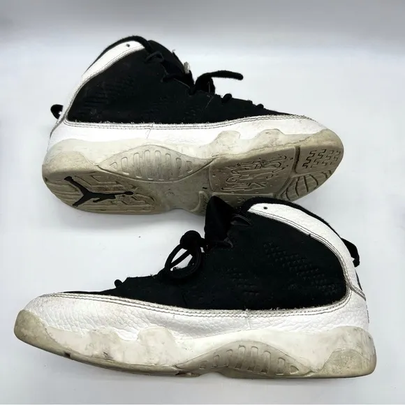 Jordan 9 Retro City of Flight Black &amp; White Sneakers