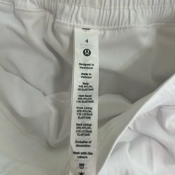 Lululemon Hotty Hot High-Rise Skirt Skort White Size 4