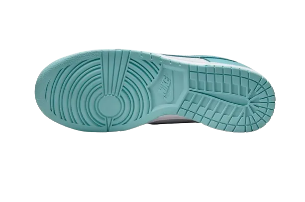 Nike Nike Dunk Low Retro DV0833-106