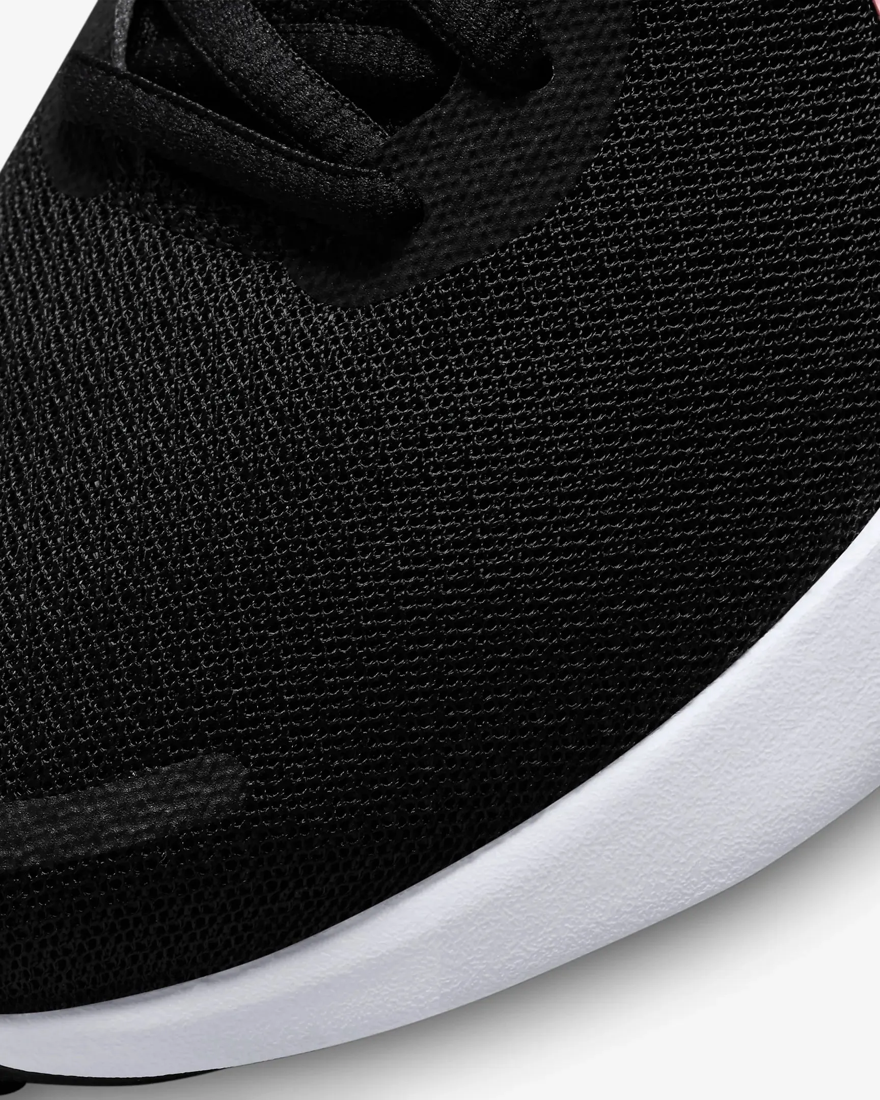 Nike Revolution 7 Trainer