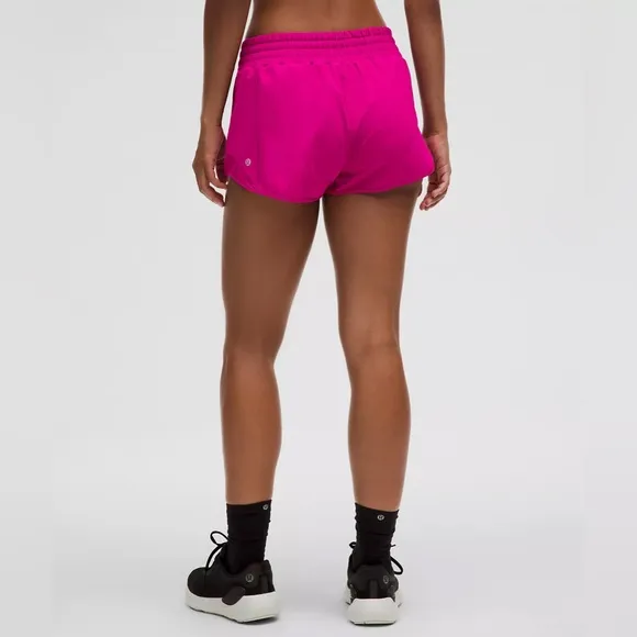 NWT Lululemon Hotty Hot High-Rise Lined Short 2.5&quot; - Ripened Raspberry - 6