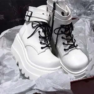 Platform High Top Women's Shoes UB6211