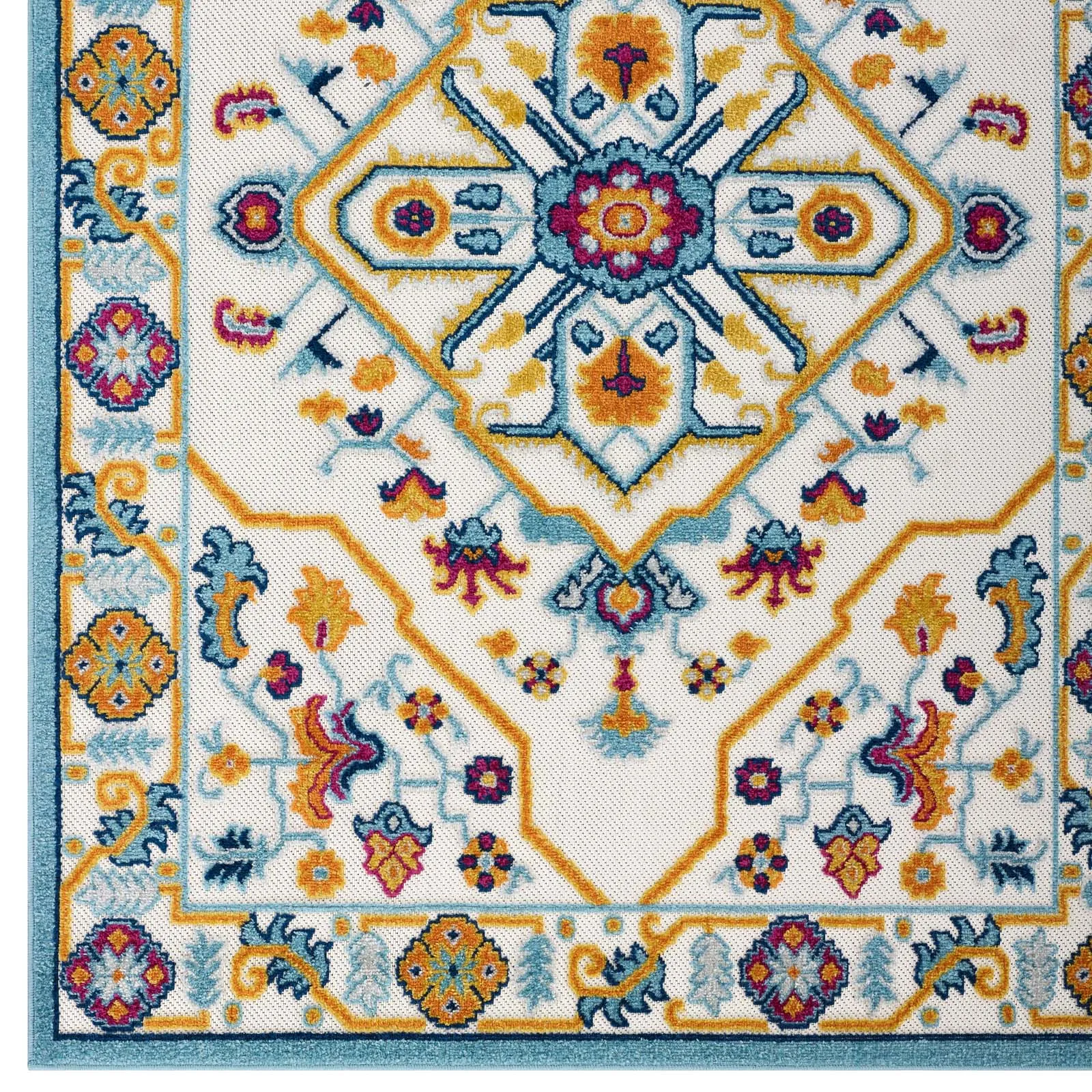 REFLECT FREESIA DISTRESSED FLORAL PERSIAN MEDALLION