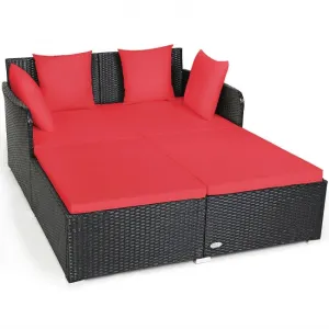 SilverCrate™Outdoor Patio Rattan Daybed Pillow Cushioned Sofa Furniture