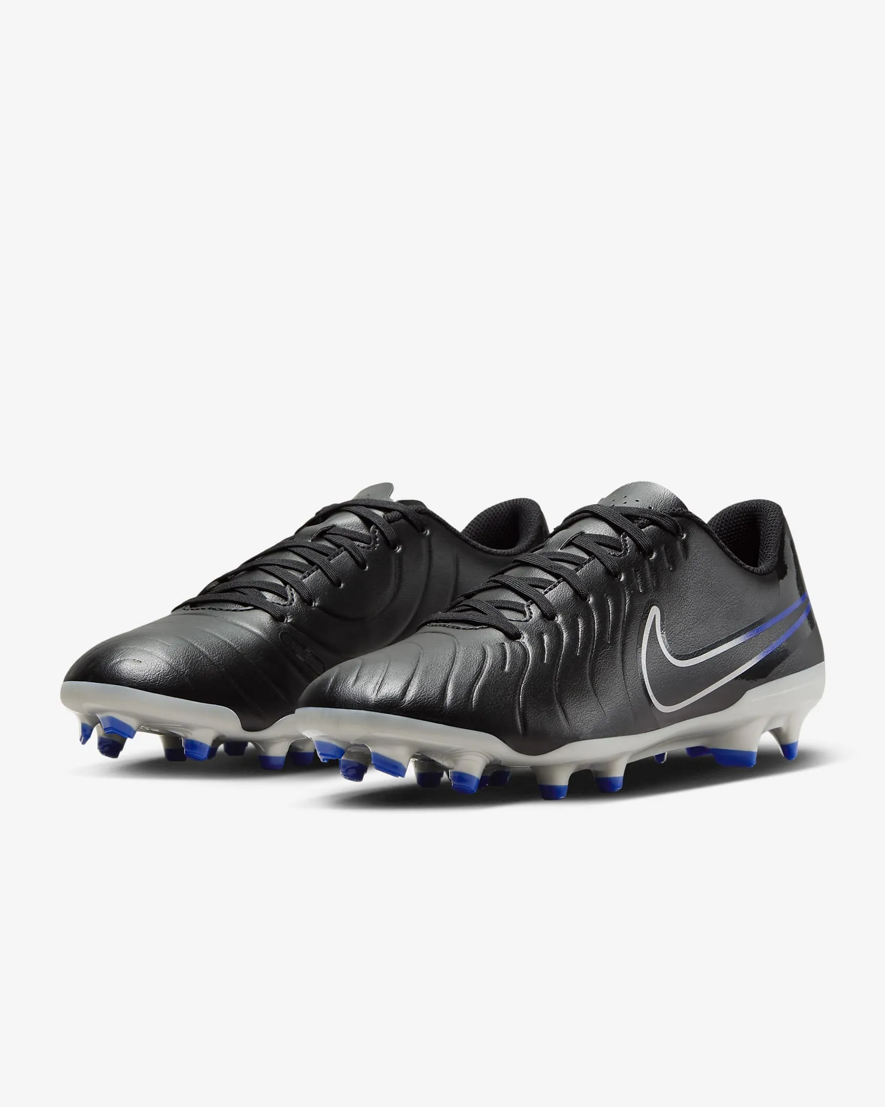 Tiempo Legend 10 Club Men's Outdoor Soccer Cleat