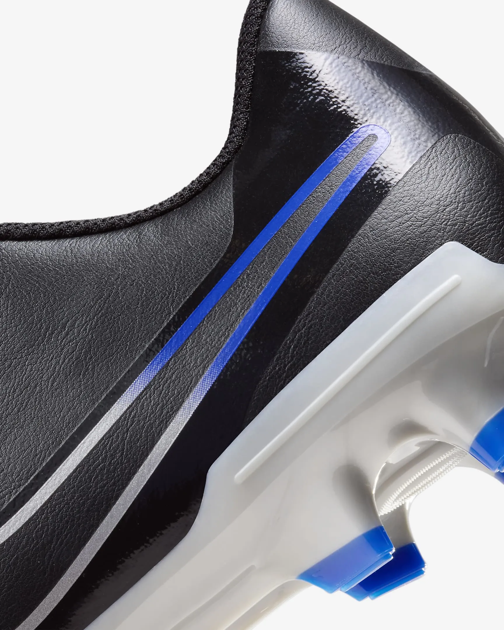 Tiempo Legend 10 Club Men's Outdoor Soccer Cleat
